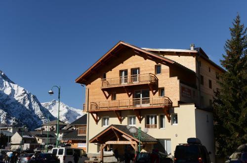 Residence Odalys L'Ours Blanc Les Deux Alpes Bagian luar foto